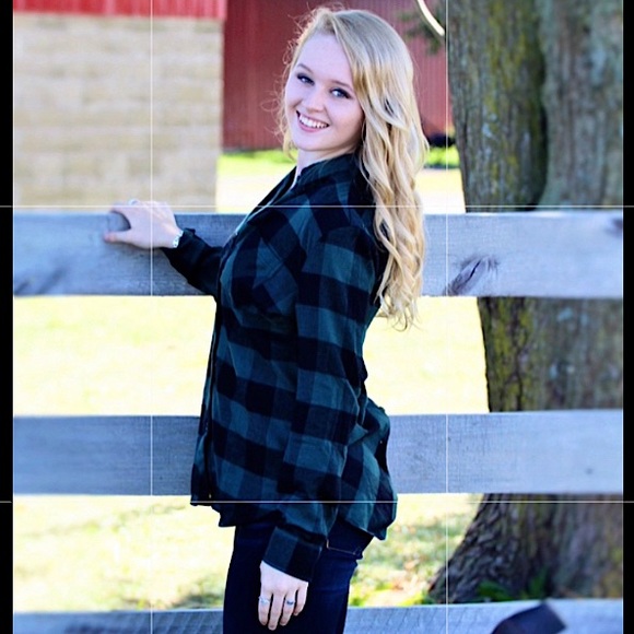 Hunter Green Flannel - Picture 1 of 2